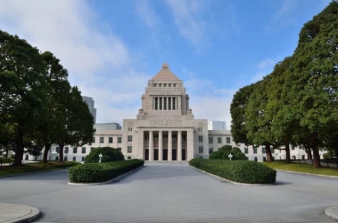 岸田首相 嘘 月1472円 支援金