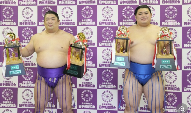 大の里 家族 ざんばら髪